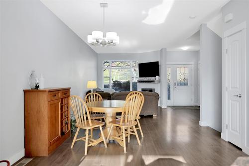 27-3267 Broadview Road, West Kelowna, BC - Indoor Photo Showing Dining Room