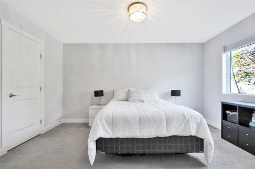 27-3267 Broadview Road, West Kelowna, BC - Indoor Photo Showing Bedroom