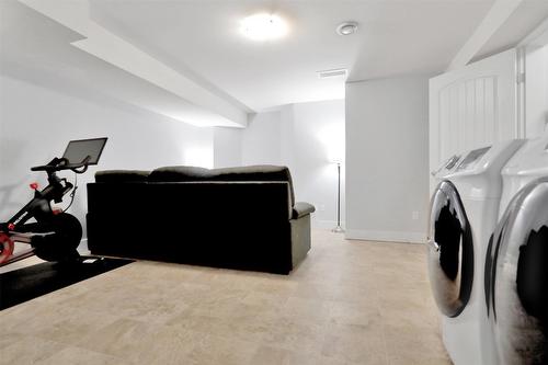 27-3267 Broadview Road, West Kelowna, BC - Indoor Photo Showing Laundry Room