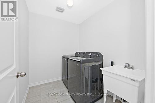 1119 Cameo Street, Pickering, ON - Indoor Photo Showing Laundry Room