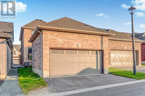 284 Noftall Gardens, Peterborough, ON - Outdoor