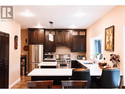 9193 Sunset Place, Prince George, BC - Indoor Photo Showing Kitchen With Upgraded Kitchen