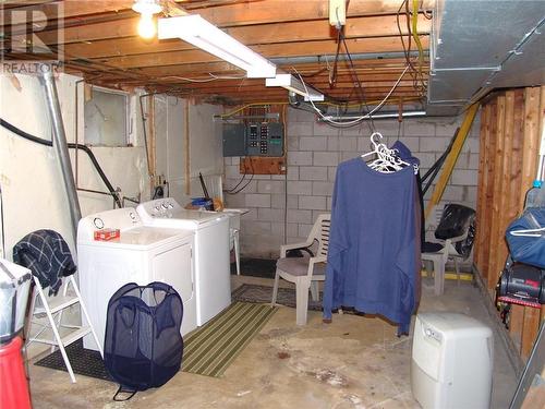 29 - 3090 County Road, Elizabethtown-Kitley (811 - Elizabethtown Kitley (Old Kitley) Twp), ON - Indoor Photo Showing Laundry Room