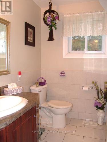 3090 County Rd 29, Elizabethtown-Kitley, ON - Indoor Photo Showing Bathroom