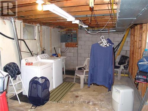 3090 County Rd 29, Elizabethtown-Kitley, ON - Indoor Photo Showing Laundry Room