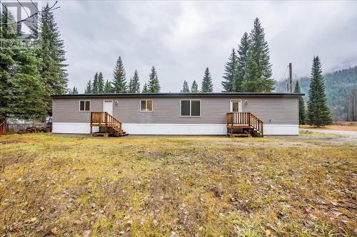 3 Chatum Drive, Salmo, BC 