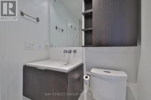 2211 - 101 Charles Street E, Toronto, ON - Indoor Photo Showing Bathroom