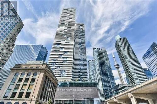 4701 - 88 Harbour Street, Toronto, ON - Outdoor With Facade