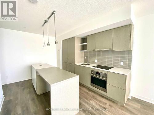 4701 - 88 Harbour Street, Toronto, ON - Indoor Photo Showing Kitchen With Upgraded Kitchen