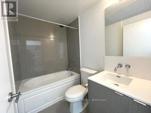 4701 - 88 Harbour Street, Toronto, ON - Indoor Photo Showing Bathroom