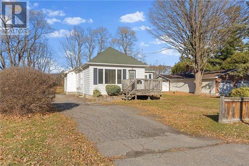 604 King Street W, Brockville, ON - Outdoor