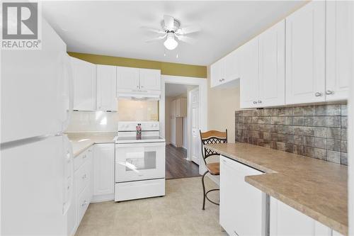 604 King Street W, Brockville, ON - Indoor Photo Showing Kitchen