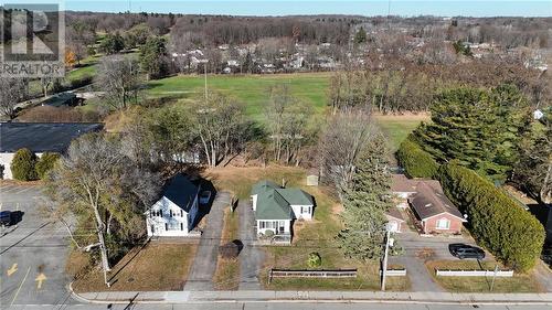 604 King Street W, Brockville, ON - Outdoor With View