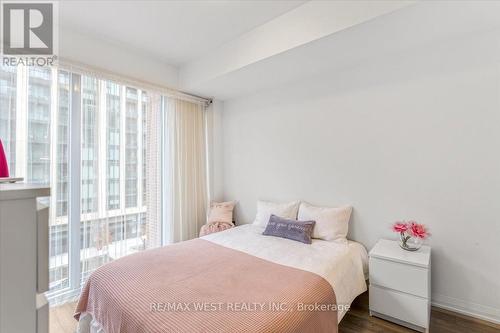 431 - 99 Eagle Rock Way, Vaughan, ON - Indoor Photo Showing Bedroom