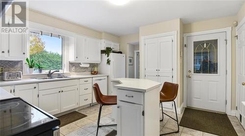 81 First Avenue, Brockville, ON - Indoor Photo Showing Kitchen With Double Sink