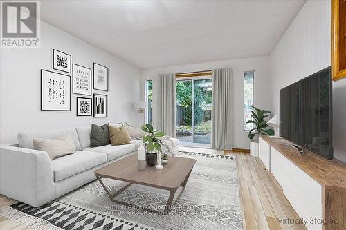 48 Macdonald Crescent, Milton, ON - Indoor Photo Showing Living Room