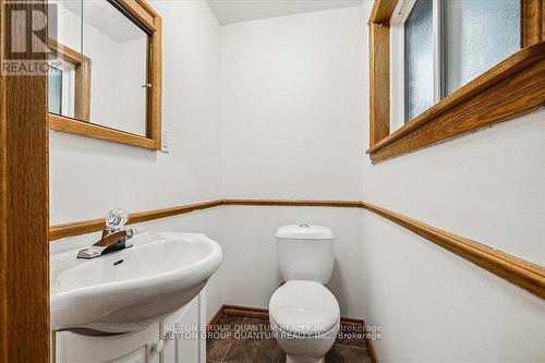 48 Macdonald Crescent, Milton, ON - Indoor Photo Showing Bathroom