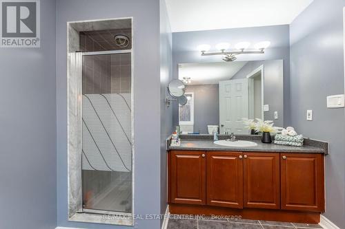 63 Oblate Crescent, Brampton, ON - Indoor Photo Showing Bathroom