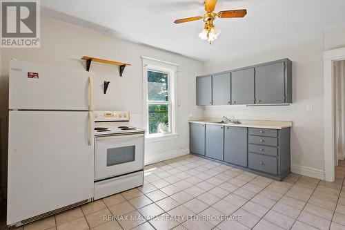 78 Chaplin Avenue E, St. Catharines (451 - Downtown), ON - Indoor Photo Showing Kitchen