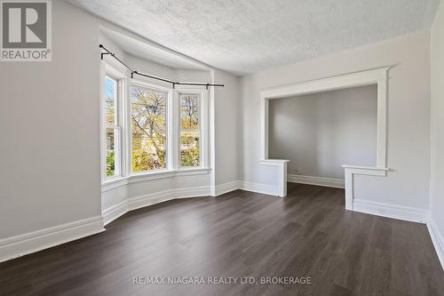 78 Chaplin Avenue E, St. Catharines (451 - Downtown), ON - Indoor Photo Showing Other Room