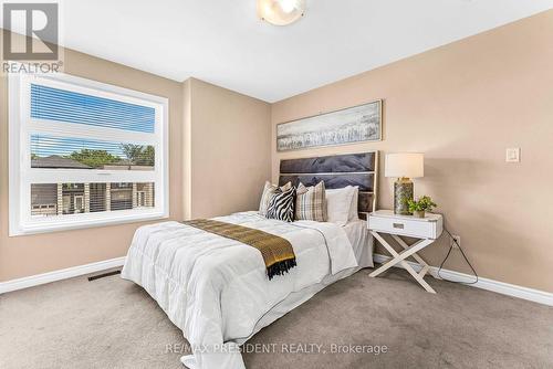 226 Louise Street, Welland, ON - Indoor Photo Showing Bedroom