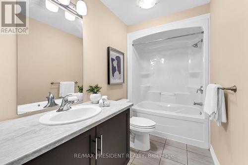 226 Louise Street, Welland, ON - Indoor Photo Showing Bathroom