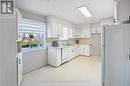 5508 Hillsdale Avenue, Niagara Falls (215 - Hospital), ON  - Indoor Photo Showing Kitchen 