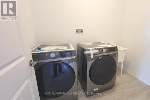 2063 Lowry Drive, Oshawa, ON - Indoor Photo Showing Laundry Room