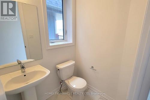 2063 Lowry Drive, Oshawa, ON - Indoor Photo Showing Bathroom