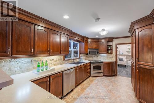 523 Lake Drive E, Georgina, ON - Indoor Photo Showing Kitchen With Double Sink