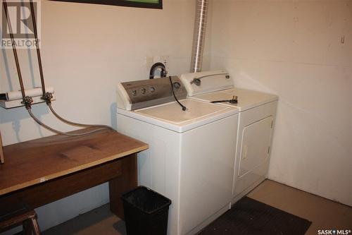 3126 7Th Avenue E, Regina, SK - Indoor Photo Showing Laundry Room