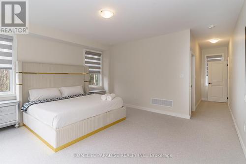 1020 Ridgeline Drive, Lake Of Bays, ON - Indoor Photo Showing Bedroom