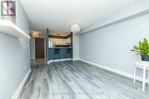 303 - 18 Pemberton Avenue, Toronto, ON - Indoor Photo Showing Other Room