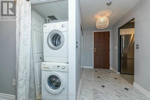 303 - 18 Pemberton Avenue, Toronto, ON - Indoor Photo Showing Laundry Room