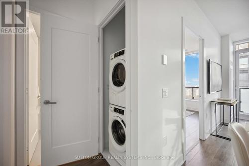 3606 - 575 Bloor Street E, Toronto, ON - Indoor Photo Showing Laundry Room