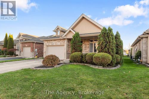 66 Willson Crossing Court, Pelham (662 - Fonthill), ON - Outdoor With Facade