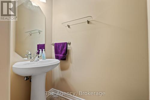 66 Willson Crossing Court, Pelham (662 - Fonthill), ON - Indoor Photo Showing Bathroom