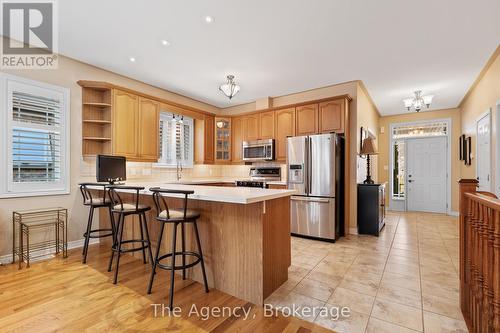 66 Willson Crossing Court, Pelham (662 - Fonthill), ON - Indoor Photo Showing Kitchen