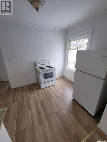 1282 103Rd Street, North Battleford, SK - Indoor Photo Showing Kitchen