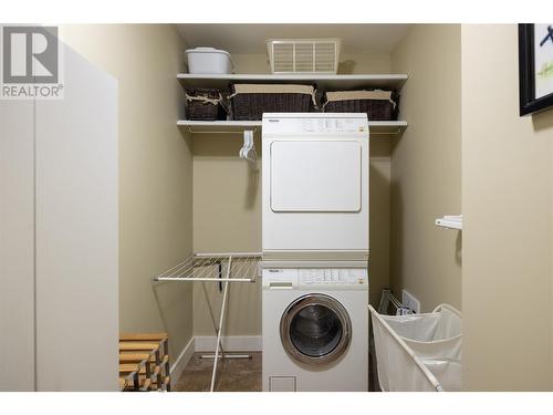 5901 Heritage Drive Unit# 14, Vernon, BC - Indoor Photo Showing Laundry Room