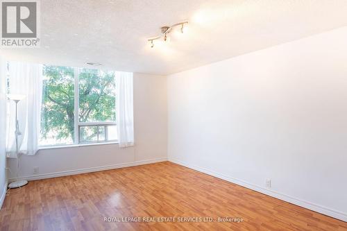 2963 Dundas Street W, Toronto, ON - Indoor Photo Showing Other Room