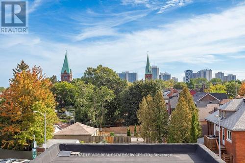 2963 Dundas Street W, Toronto, ON - Outdoor With View