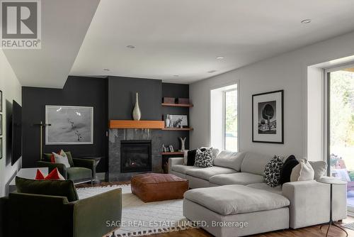 116 Timber Lane, Blue Mountains, ON - Indoor Photo Showing Living Room With Fireplace