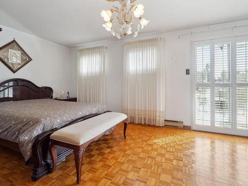 Chambre Ã  coucher principale - 8731 Av. René-Descartes, Montréal (Rivière-Des-Prairies/Pointe-Aux-Trembles), QC - Indoor Photo Showing Bedroom