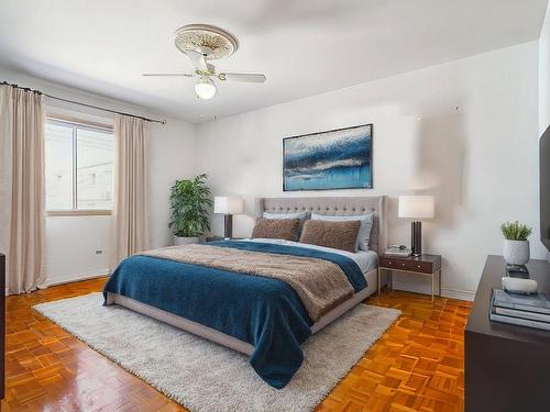 Chambre Ã Â coucher - 8731 Av. René-Descartes, Montréal (Rivière-Des-Prairies/Pointe-Aux-Trembles), QC - Indoor Photo Showing Bedroom