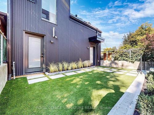 Laneway-82 Gough Ave, Toronto, ON - Outdoor