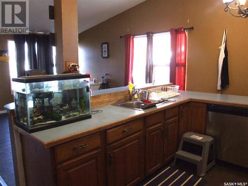 340 Eastview, Burstall, SK - Indoor