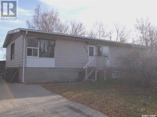 340 Eastview, Burstall, SK - Outdoor