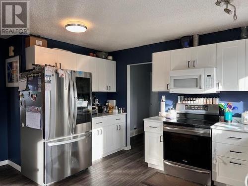 240 Carrier Crescent, Fraser Lake, BC - Indoor Photo Showing Kitchen