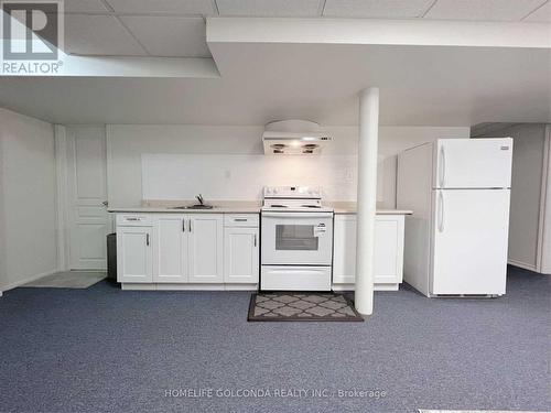 127 Clarion Crescent, Markham, ON - Indoor Photo Showing Kitchen